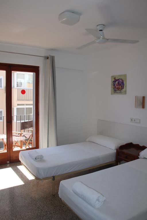 Hostal Las Nieves Ибиса Екстериор снимка